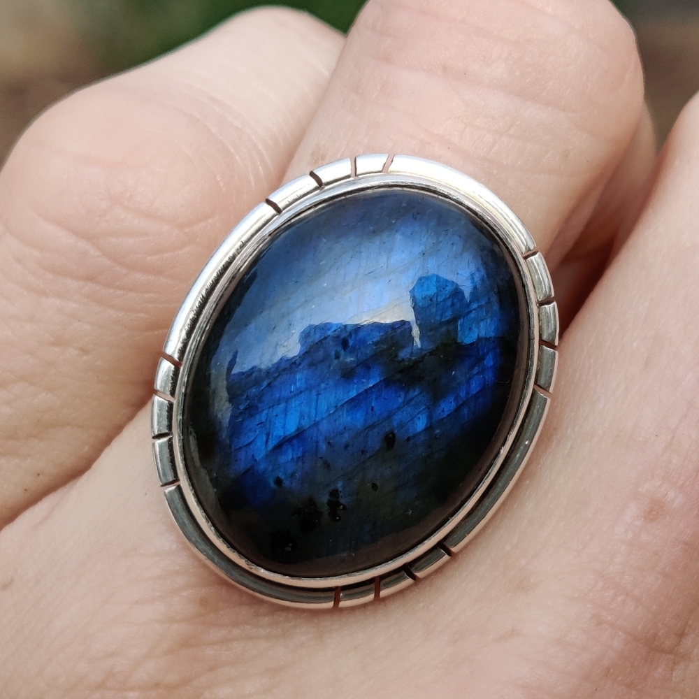 Vintage sterling labradorite ring